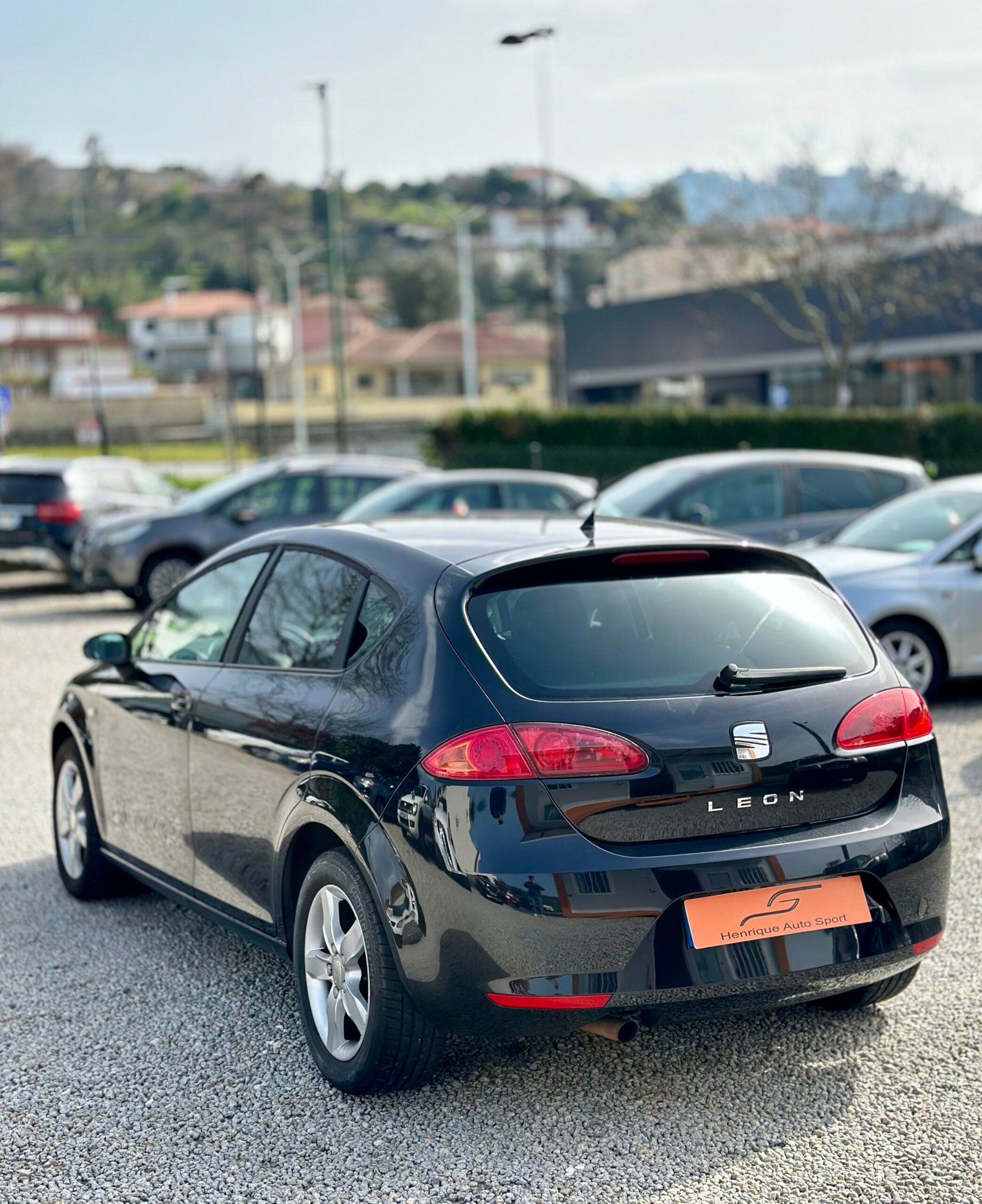 
								Seat leon 1.6i full									
