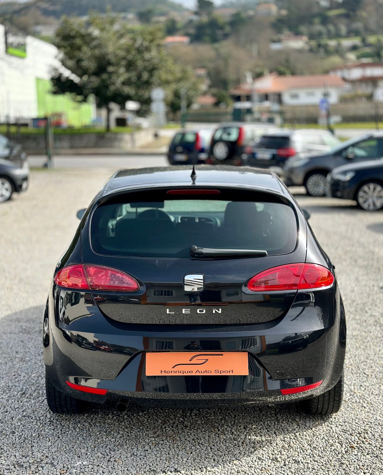 
								Seat leon 1.6i full									